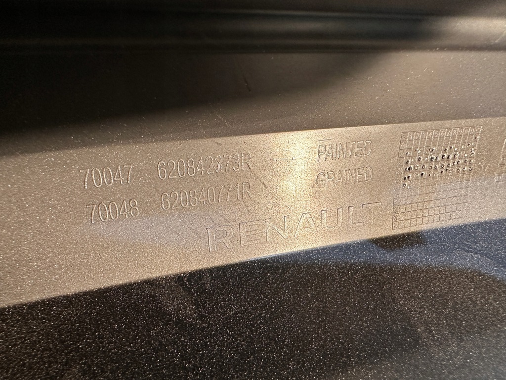 фото №10, Renault captur ii молдинг бампера перед спойлер dół накладка 620842373r