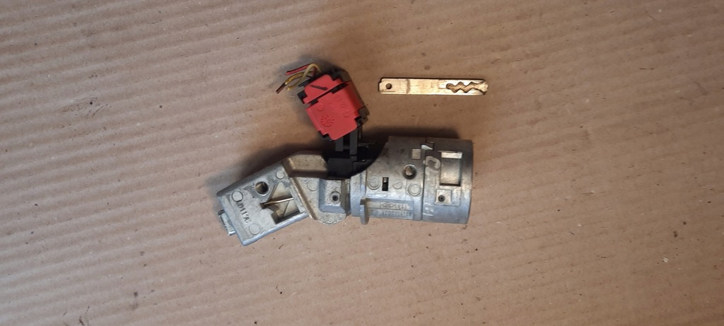 фото №3, Замок запалювання renault clio iii kangoo iii grand modus trafic iii 8200214168