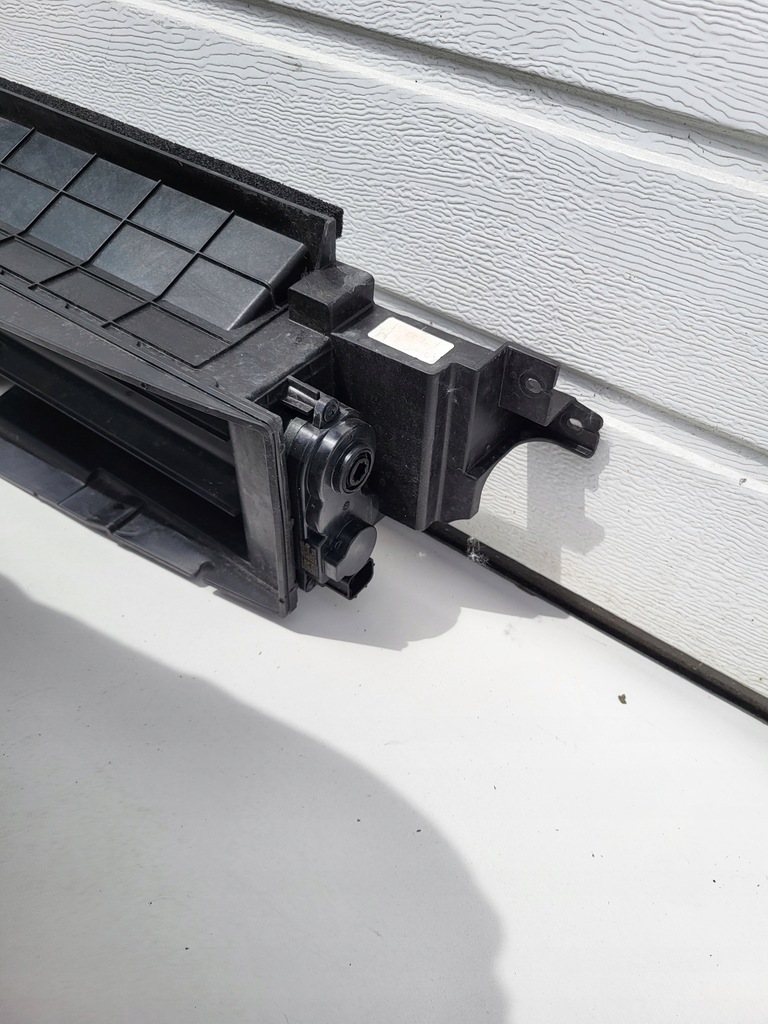 фото №8, Kia sportage v 21- жалюзі повітропровід впуск шторка повітря 86961-r2200