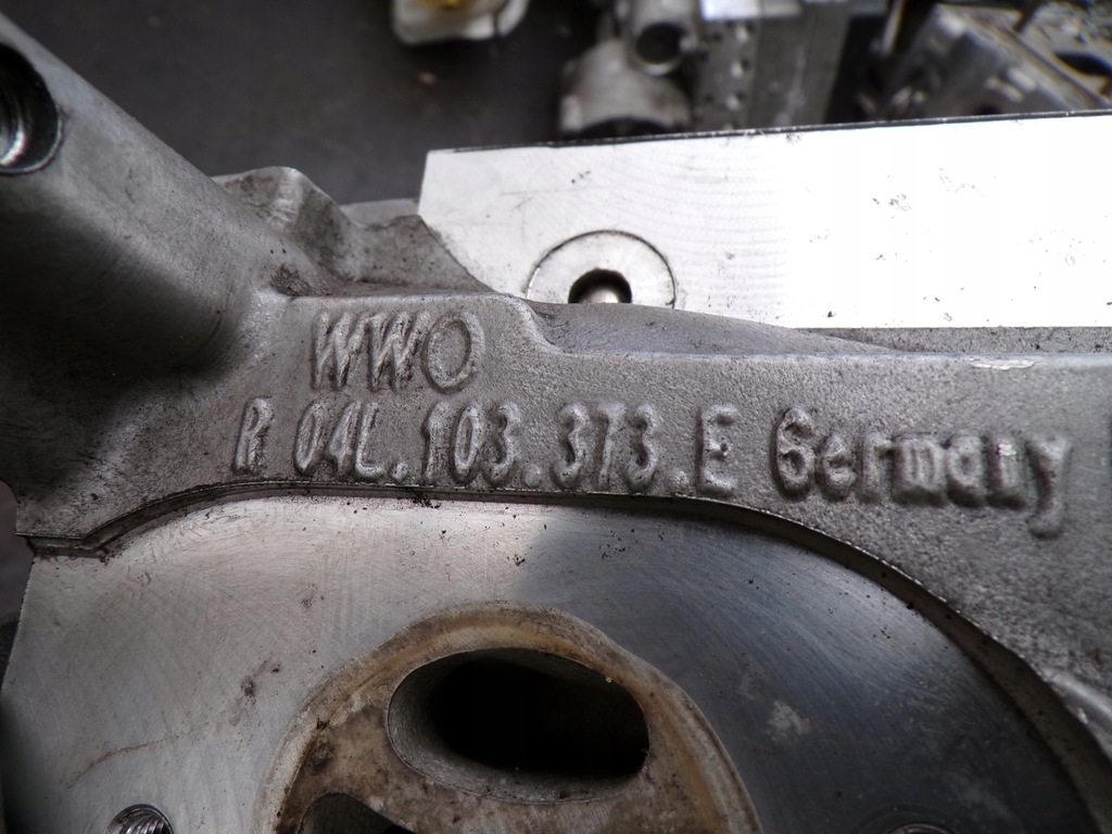 фото №7, Головка vw golf vii skoda octavia audi a3 1.6 tdi 04l103373e