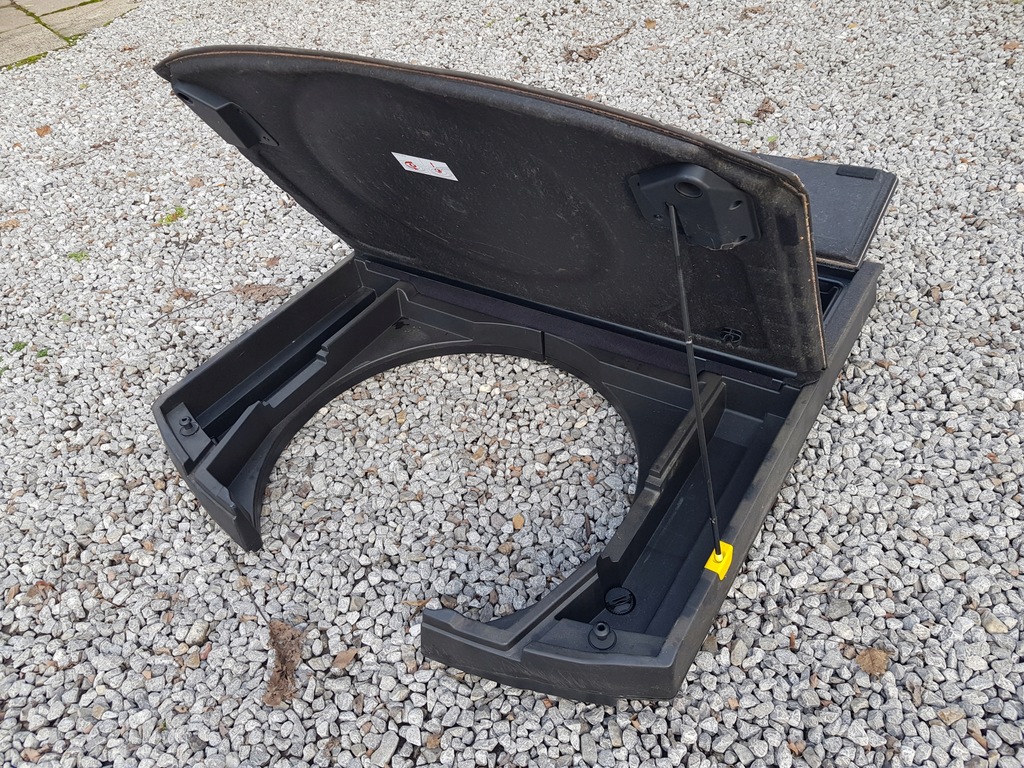 фото №13, Бардачок - підлога - обшивка - килимок багажника / vw touran i - 2003-2015