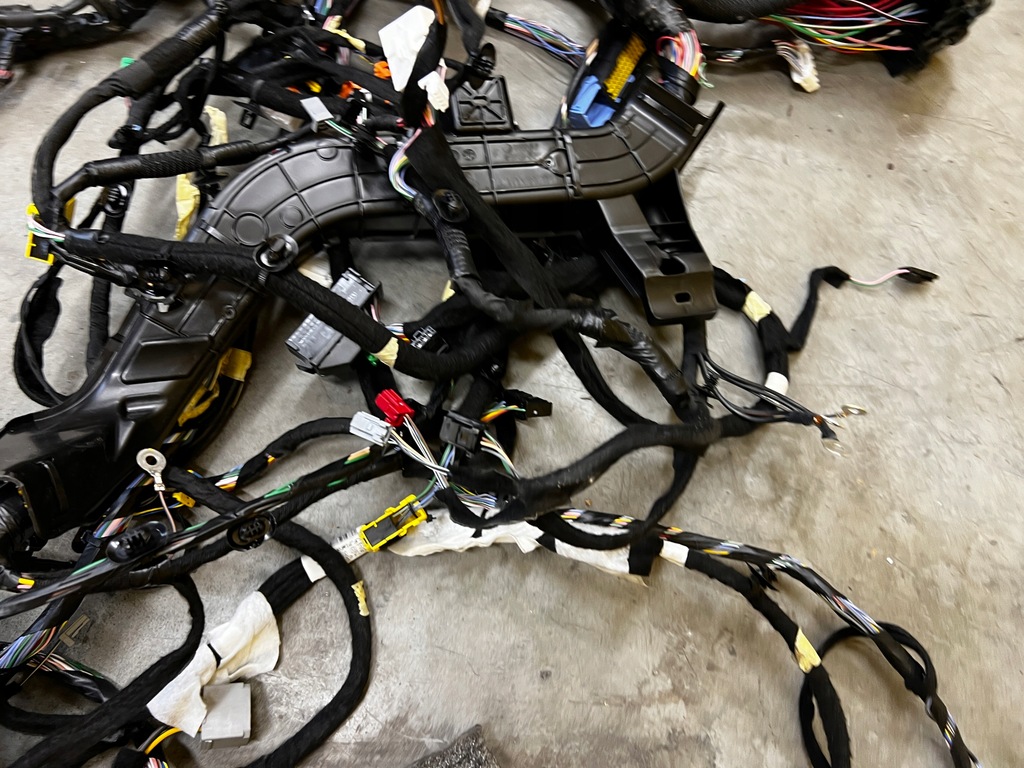 фото №8, Джгут салону стіни перегородки dacia sandero iii 1.0 tce lpg eco-g