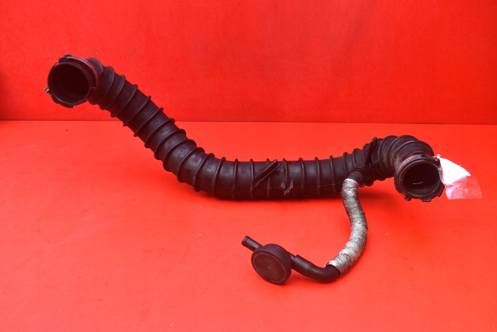 Пабтрубок  шланг труба интеркулер 8200887497 renault master 2 ii 2.5 dci 145 km Оригинал