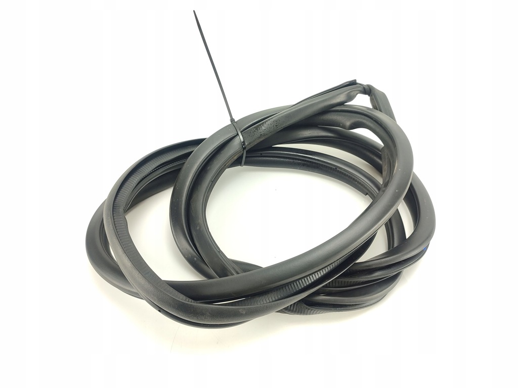 фото №1, Прокладка дверь правый перед lexus ux 2018-2022