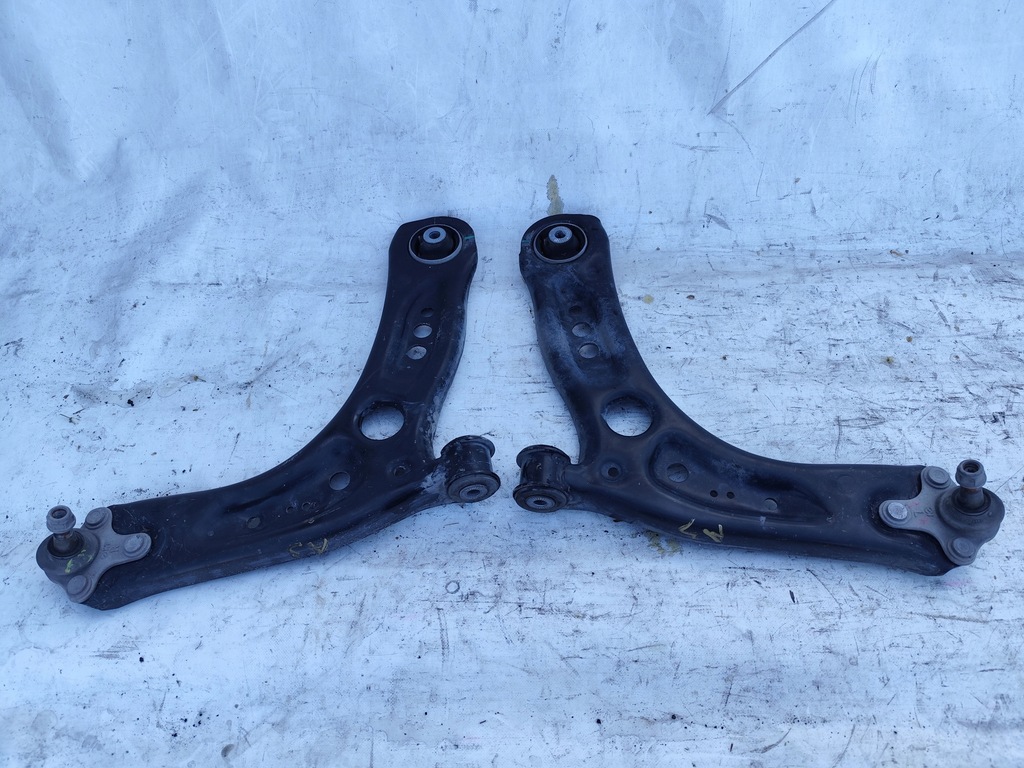 фото №1, Audi a3 8v рычаг правый левый