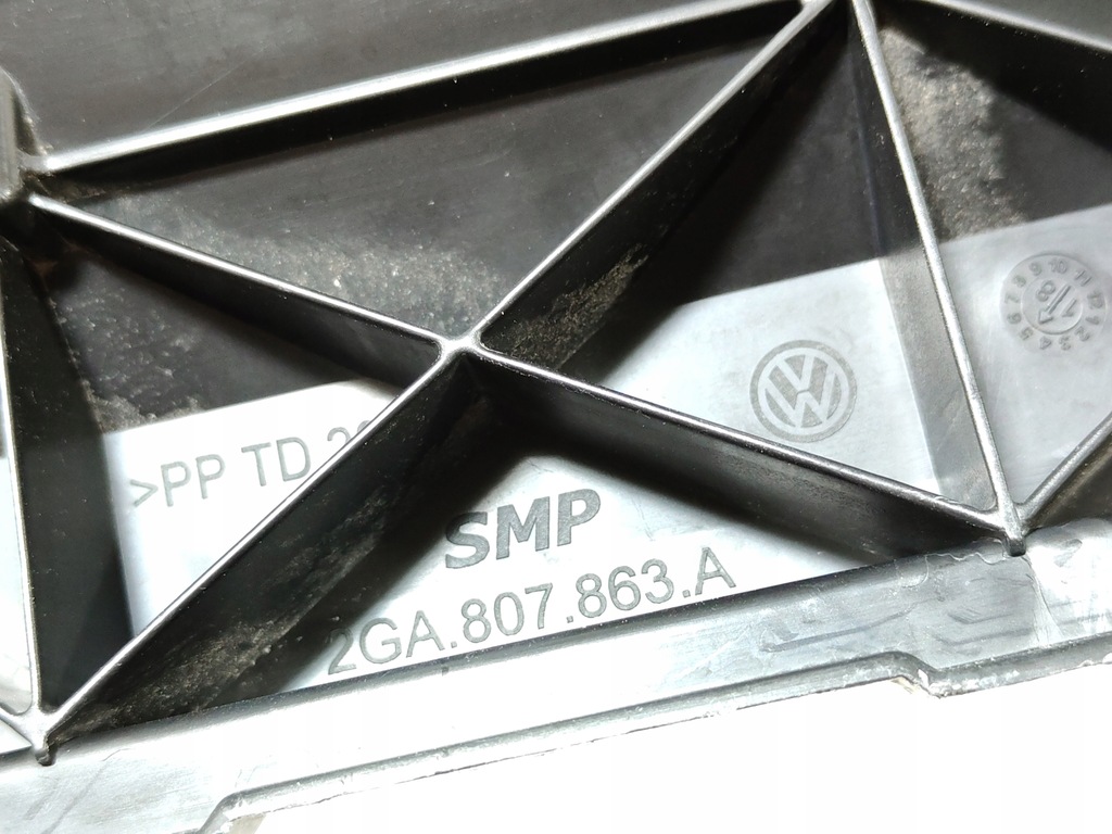 фото №13, Направляющая кронштейн бампера задняя vw t-roc t roc 2ga807863a