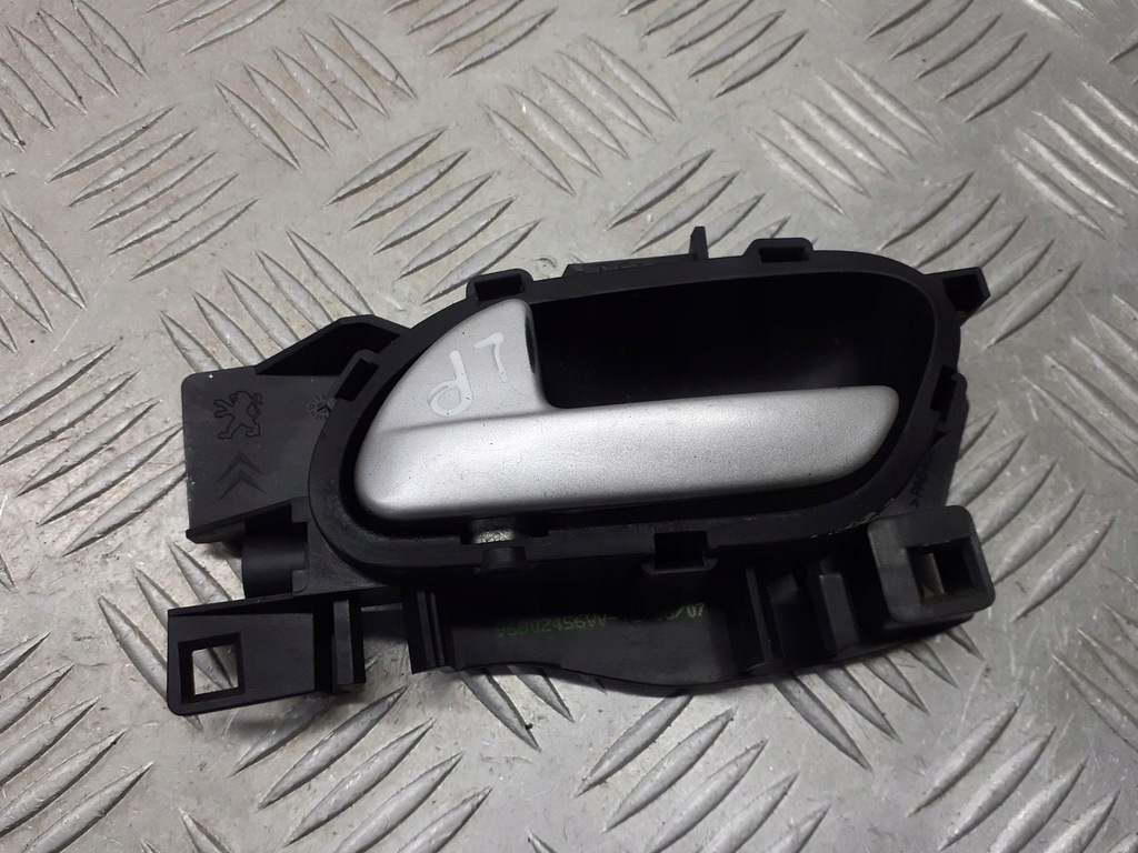 фото №1, Ручка левая передняя внутренняя peugeot 207 1.4 96802456vv