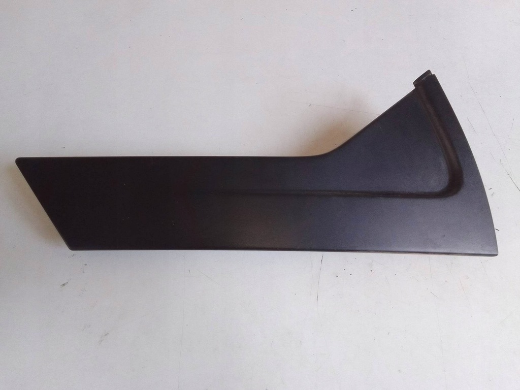 фото №1, Renault captur i молдинг дверь правая задняя 822347058r