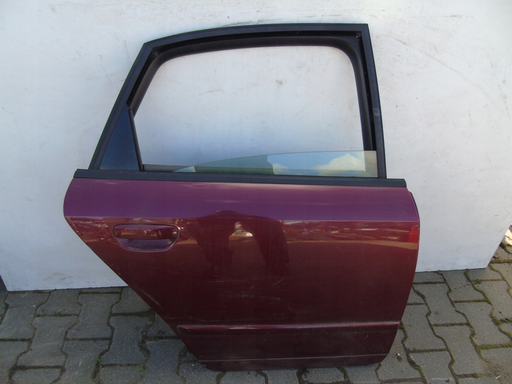 фото №1, Двері праве задня audi a4 b6 sedan