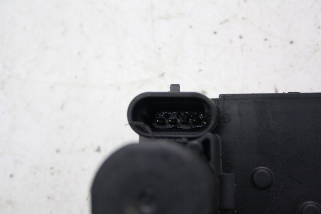 Купити Замок двері лівий задня alfa romeo 156 16630255