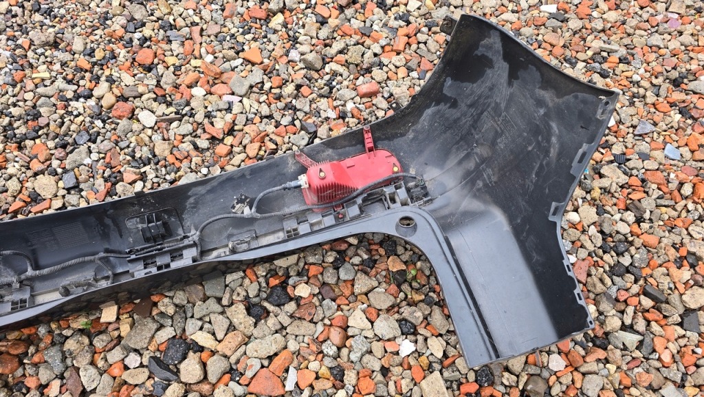 Бампер задний  задний kompletny pdc жгут peugeot 5008 9686198277 qq Киев