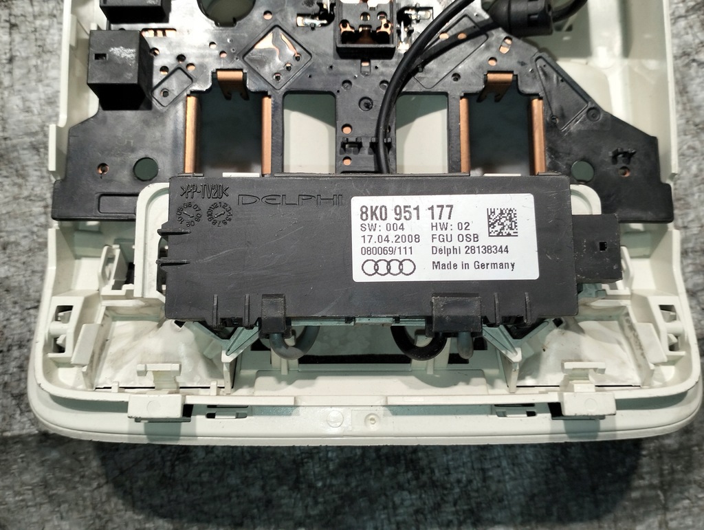 фото №11, Audi a4 b8 2007-2015 лампа стельовий 8t0947135b