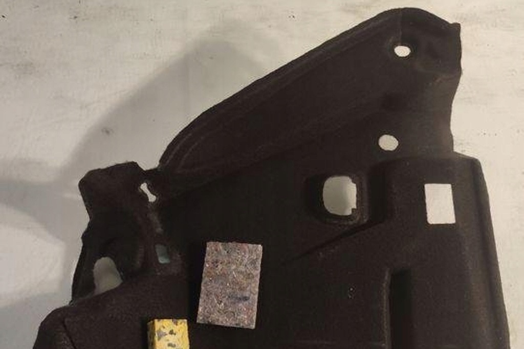 фото №8, Защита замка крышки vw golf vii variant ba5, bv5 5g6867428f 2.0l дизель