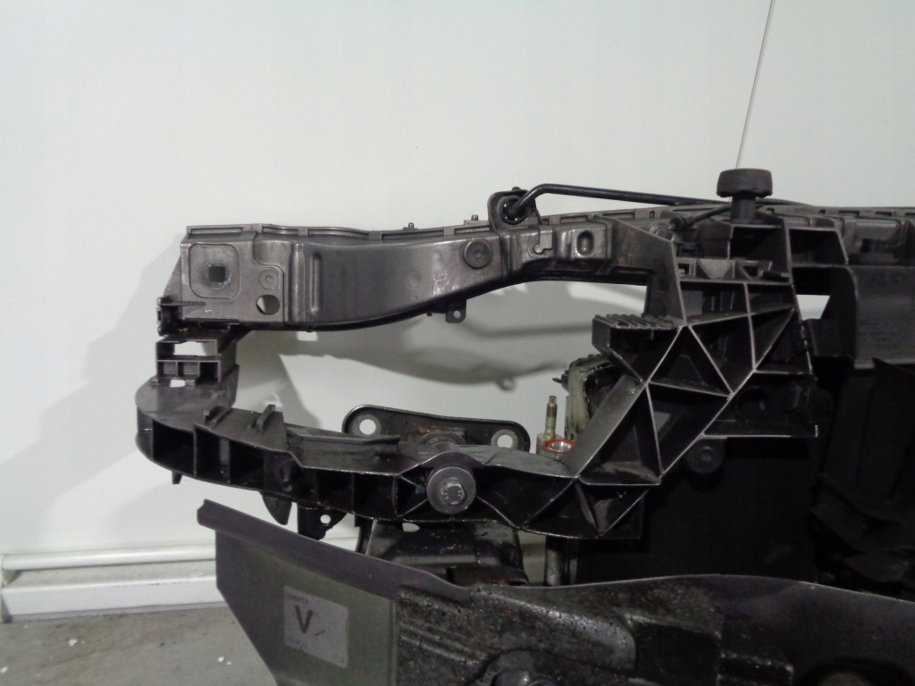 Ford focus mk3 13r 1.6 tdci ремінь передній комплектний Ціна