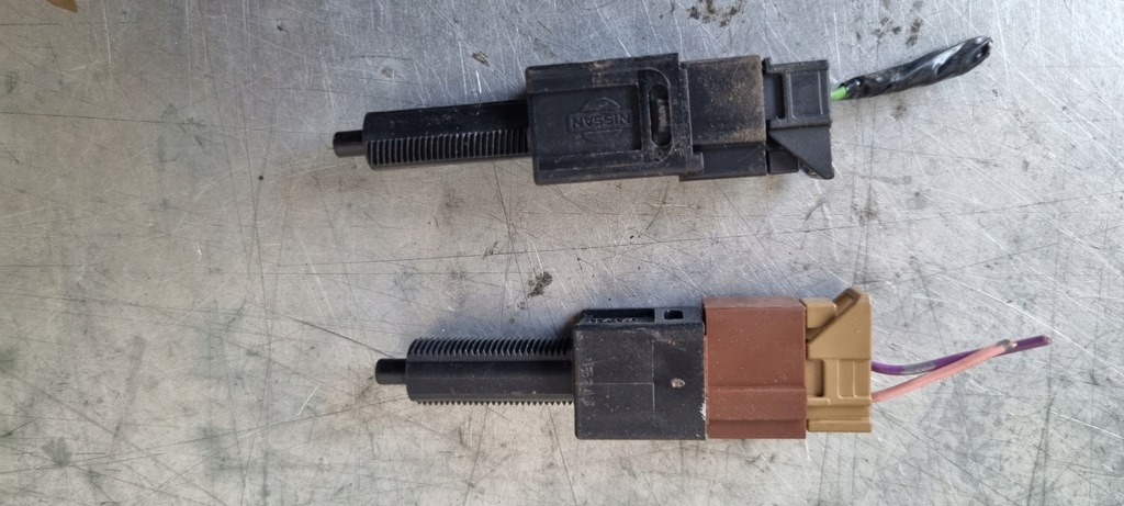 фото №1, Navara d40 pathfinder r51 2.5 dci датчик стоп-сигнал