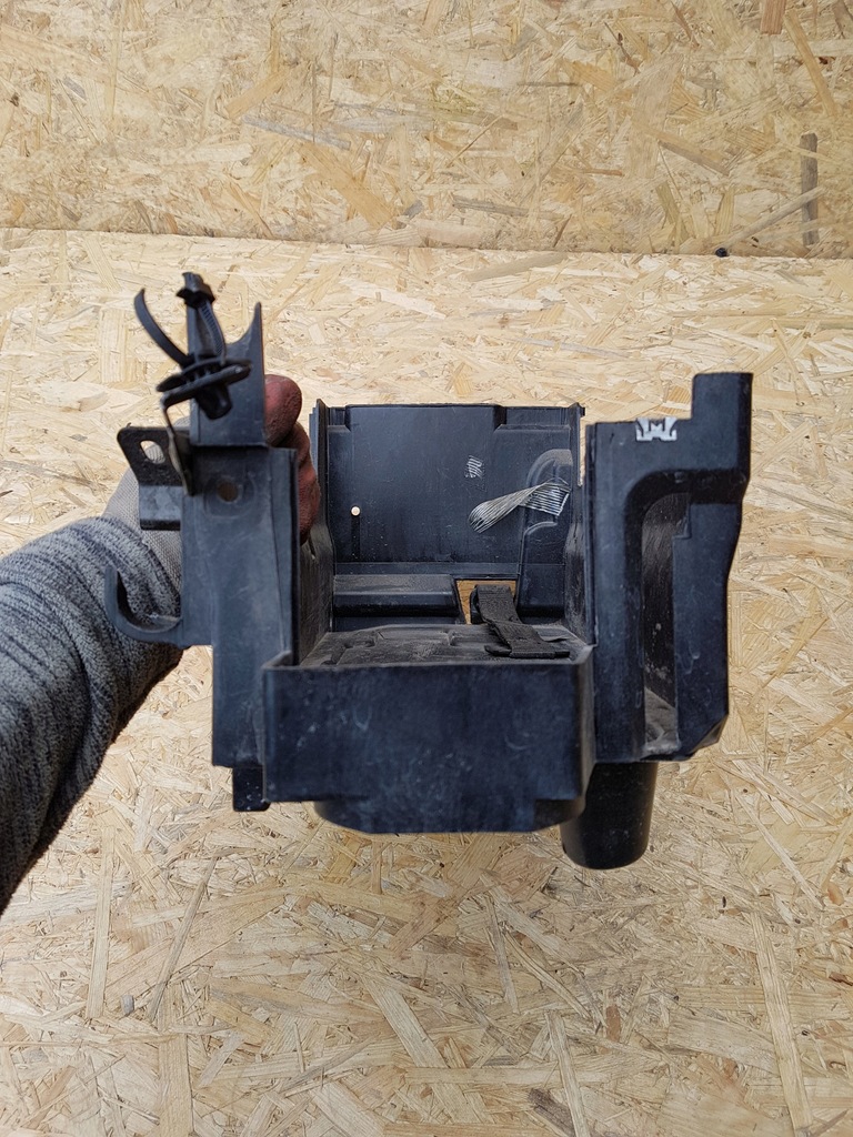 фото №7, Opel insignia основание аккумулятор 13448185