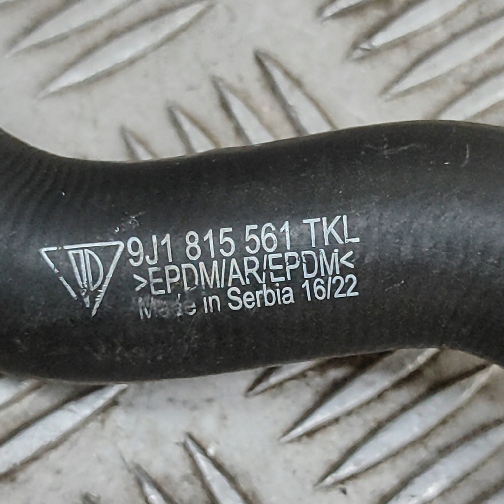 фото №7, Audi e-tron gt 2022 шланг / wąż радиатора