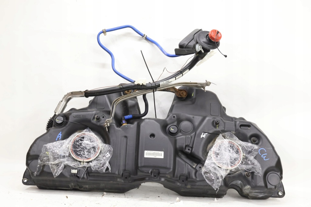 Купить Mercedes r w251 бак топлива a2514710401