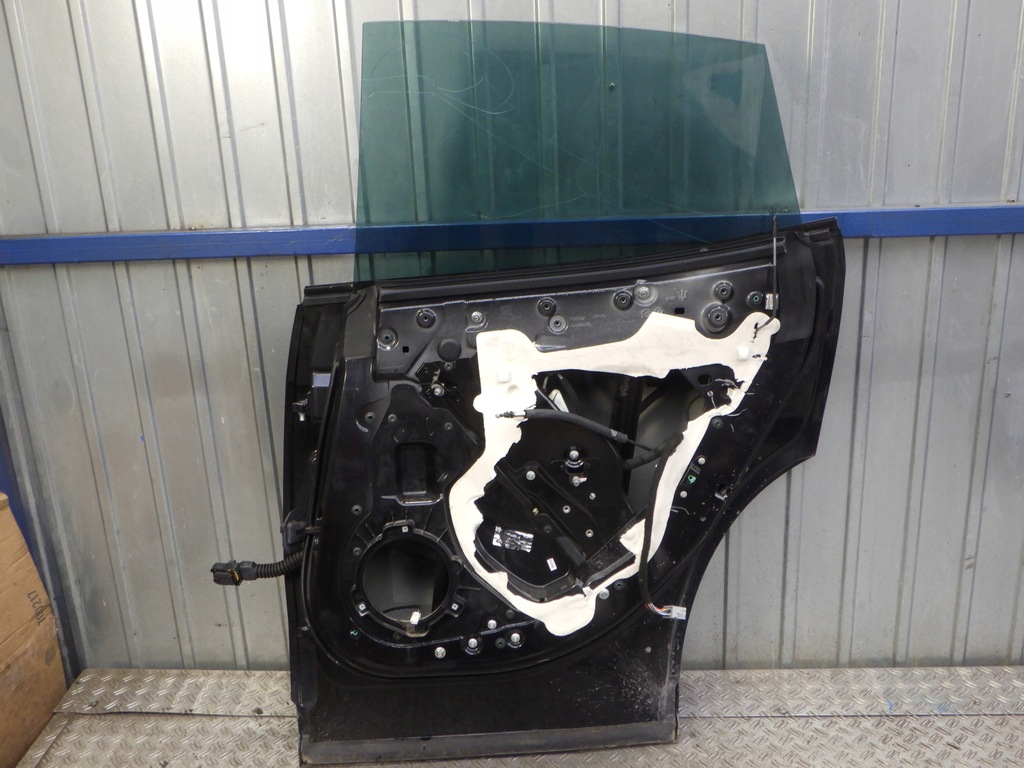 фото №9, Дверь правый задняя maserati levante