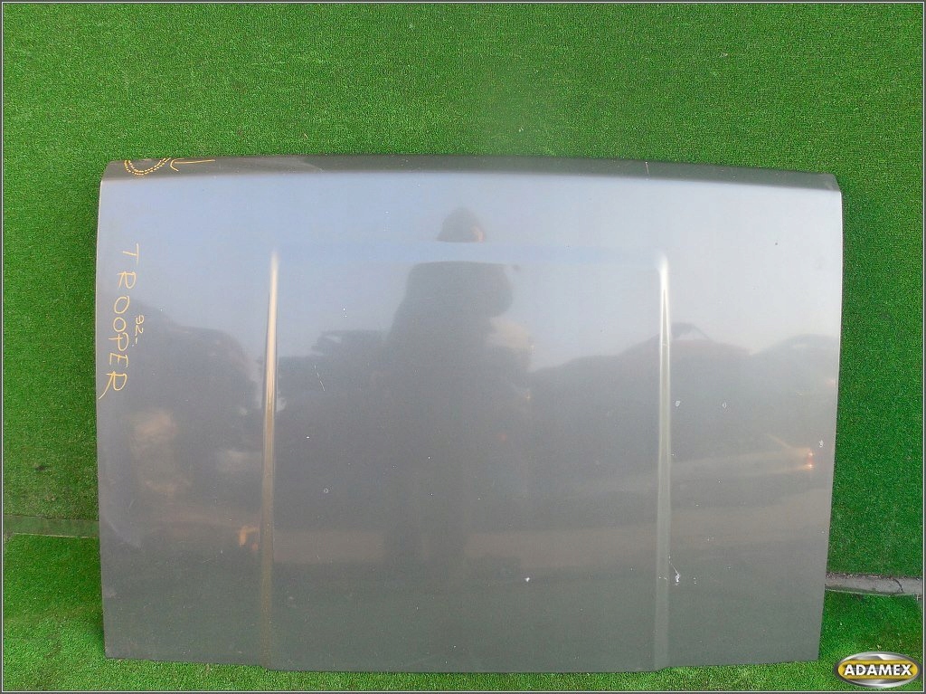 фото №3, Isuzu trooper monterey 2.6 92r - капот