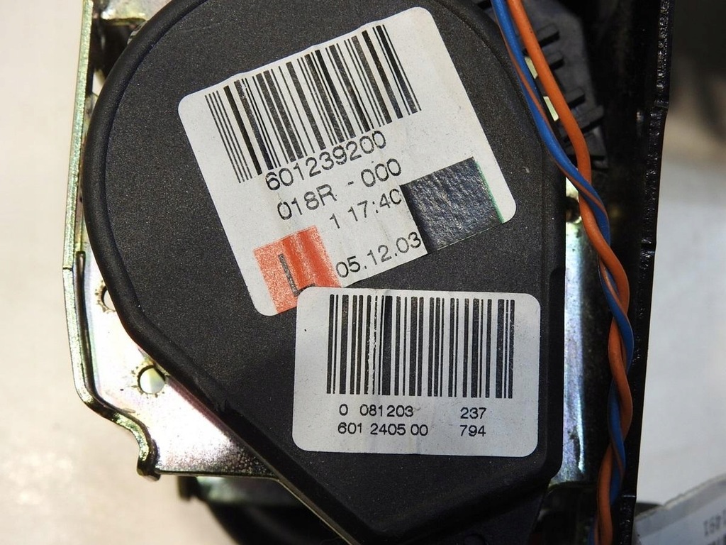 фото №8, Pas безпеки натягувач лівий задня volvo xc90 i