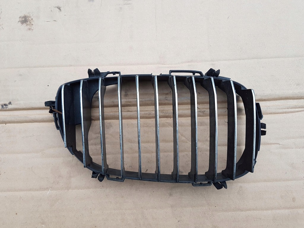 фото №1, Решётка радиатора bmw e38 правая 2001 bmw