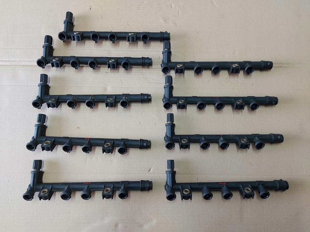 фото №1, Молдинг впрыскная fiat panda punto ii 1.2 8v