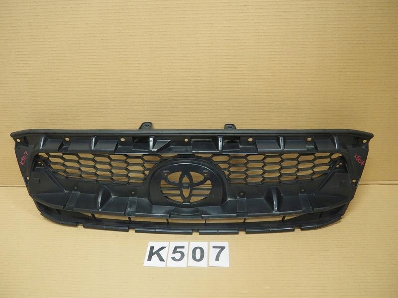 Купить Решётка  решётка бампера перед hilux 531000k250