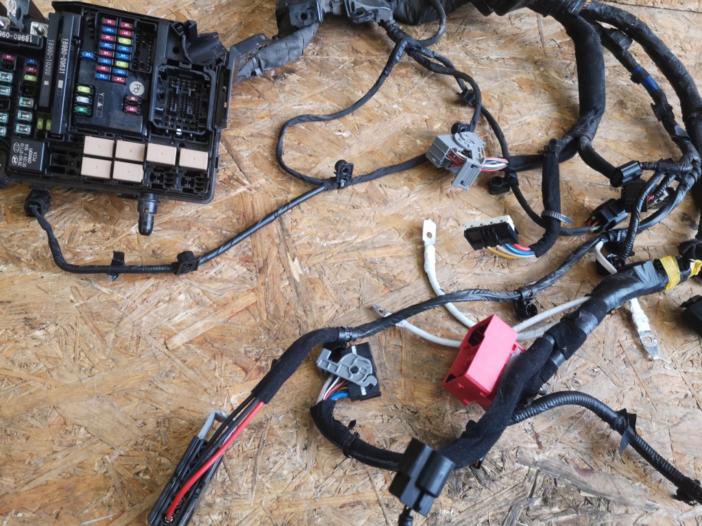 фото №5, Hyundai kona 1.6 гібрид електропроводка відсік двигуна 91200-cm431