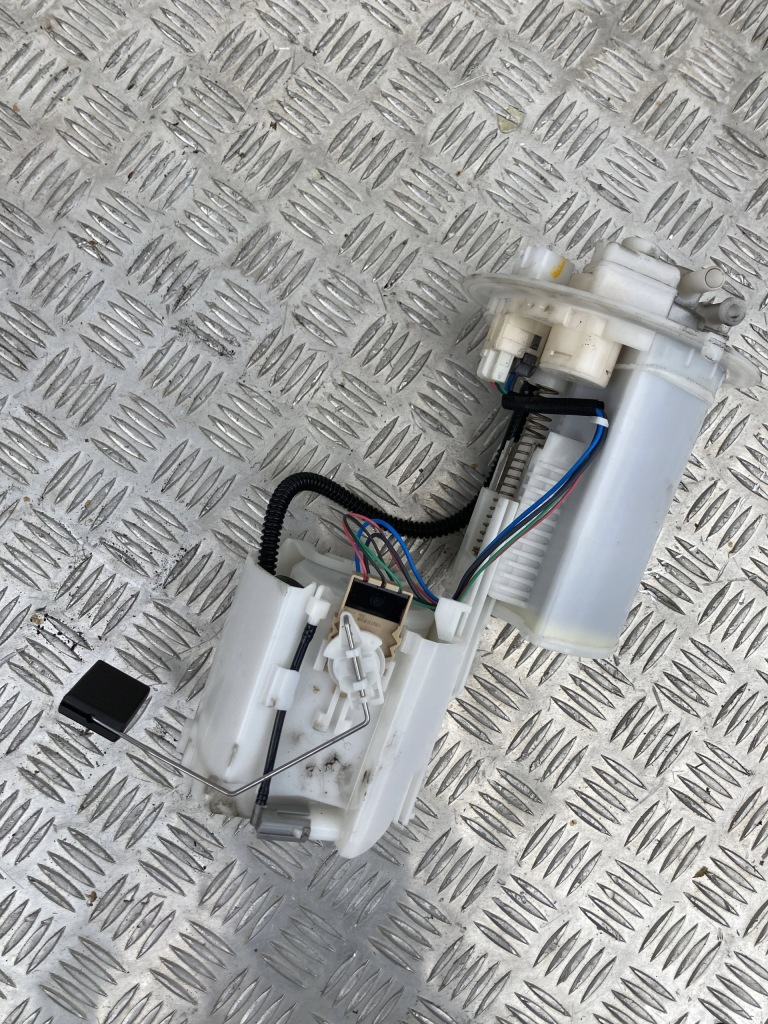 фото №1, Насос пального поплавок toyota c-hr 16-