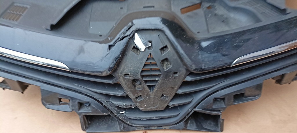 фото №7, Решітка радіатора решітка радіатора renault clio iv 4 622563184r оригінал