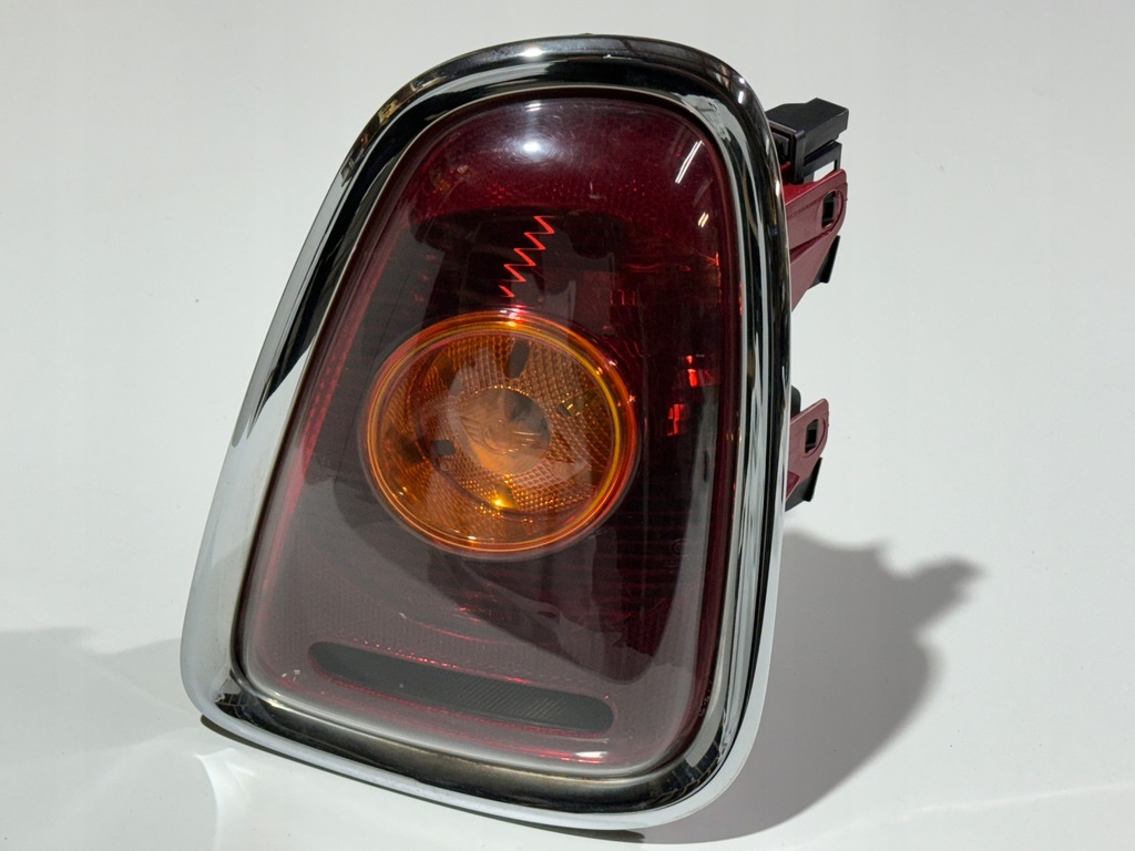 фото №2, Mini cooper r56 лампа правий задня оригінал