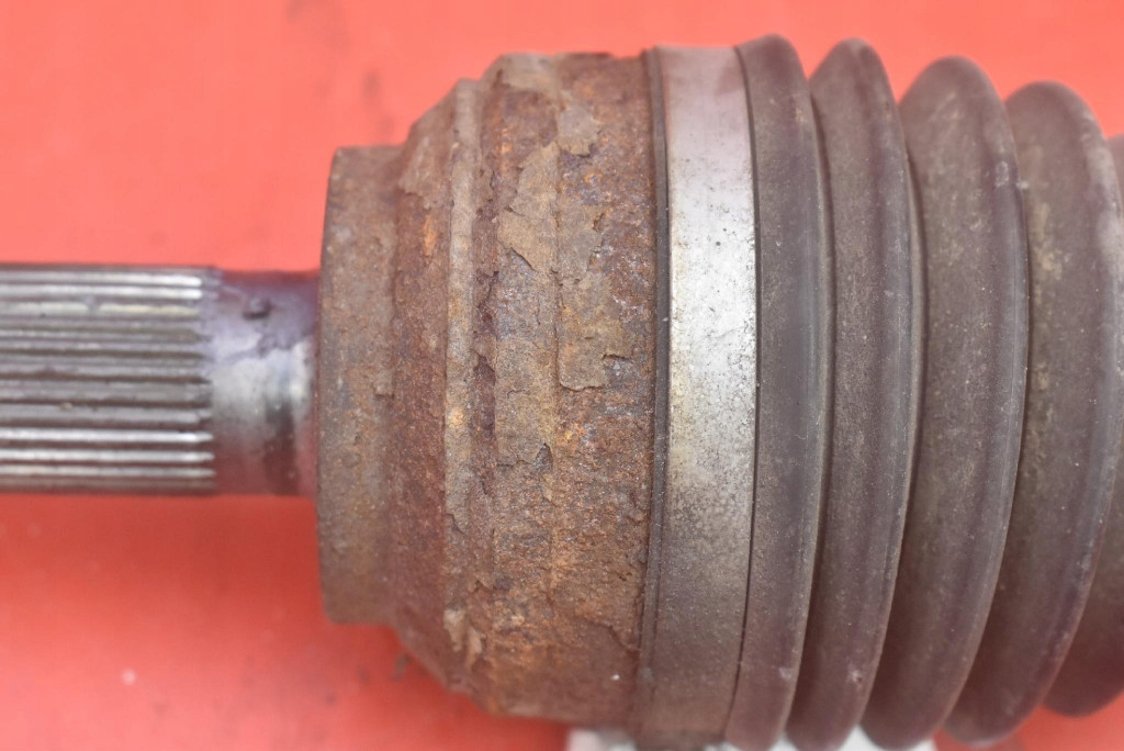 Приводной вал левая задний  автоматическая коробка передач 1007719-00-c tesla model s performance рестайлинг  16-21 с Разборки