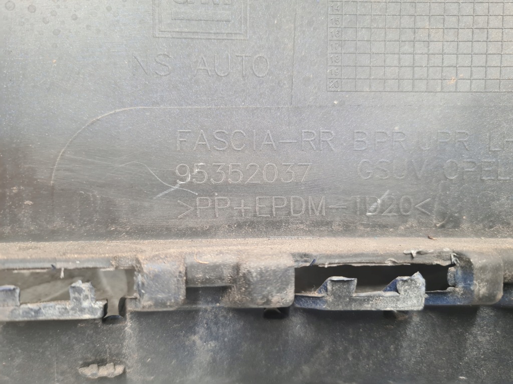 Бампер уголок задний задний левая bxq opel mokka 95352037 Недорого