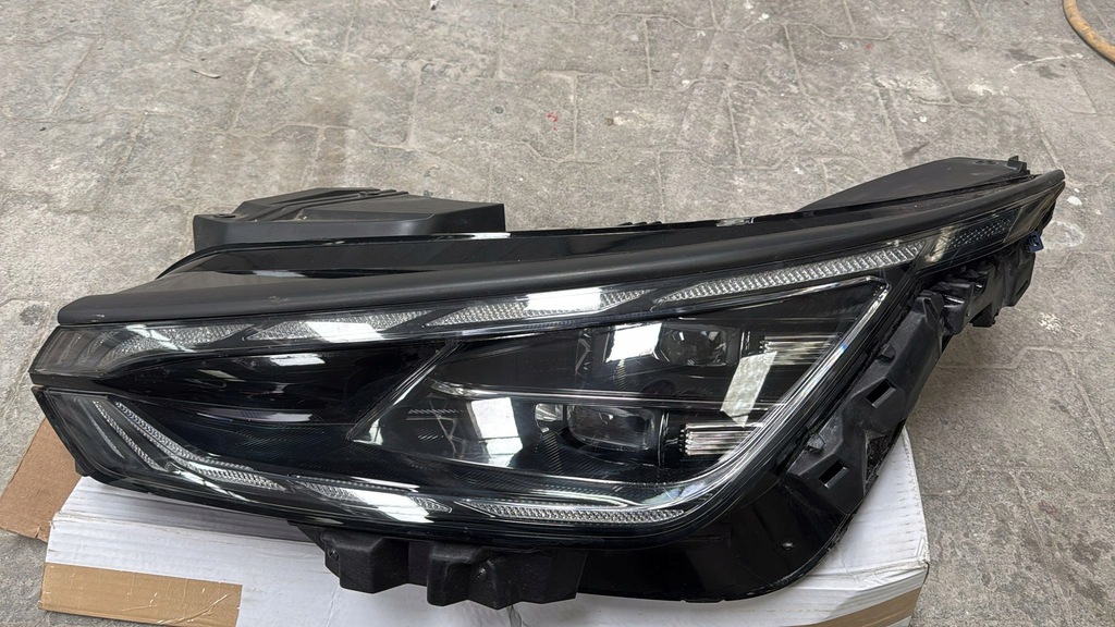 фото №1, Kia ev6 2021- лампа левая передняя перед full led