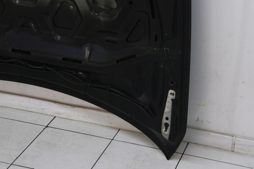 фото №11, Капот крышка двигателя volvo v70 iii 2007r- 452