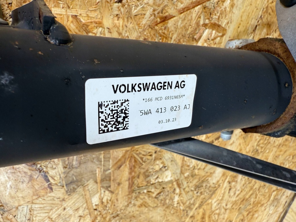 Подвеска амортизатор поворотный кулак левое  перед audi a3 8y 1.5tsi 5wa413023aj Киев