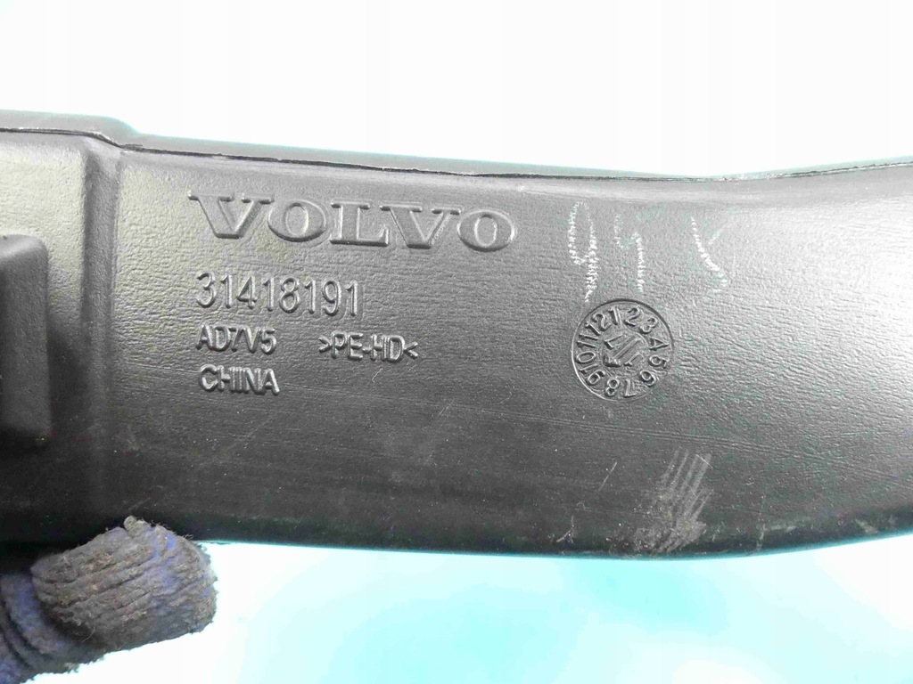 фото №3, Впуск воздуха труба volvo s90 31418191