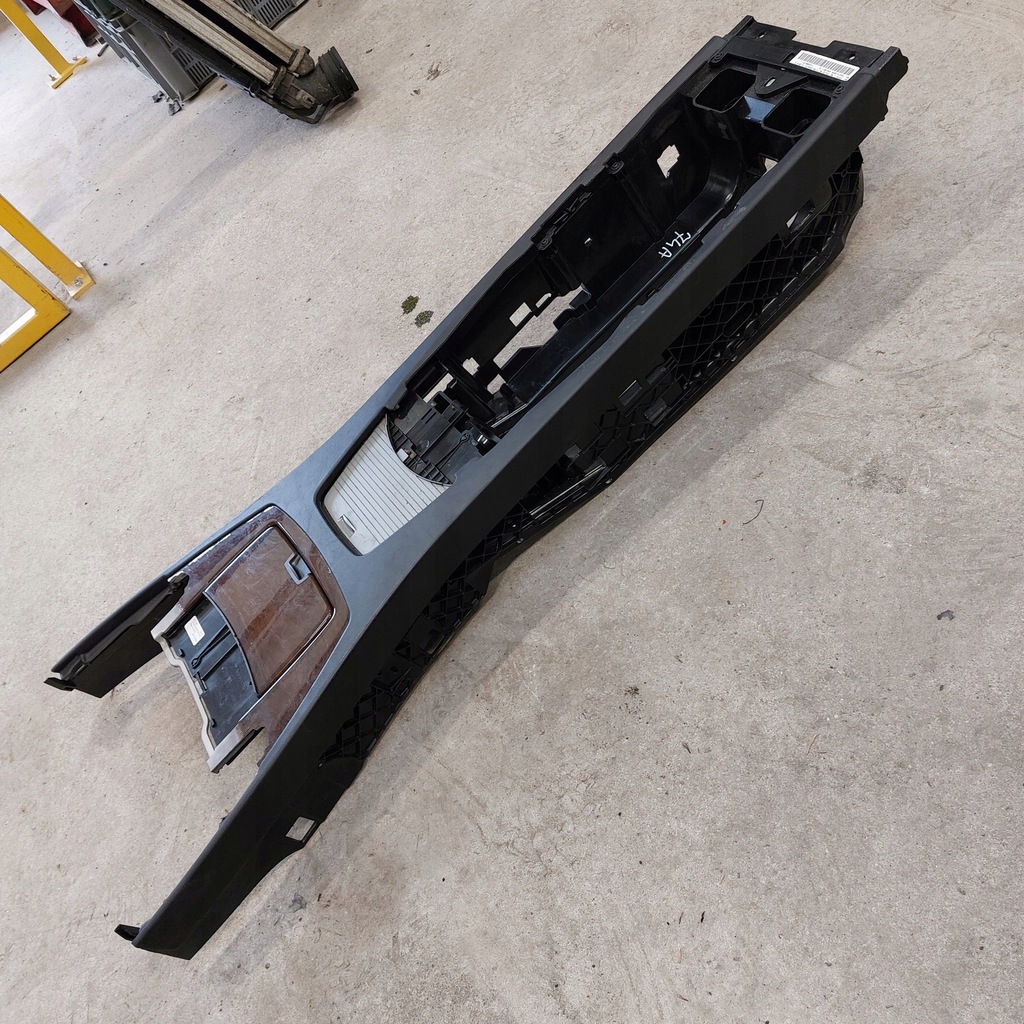 фото №13, Bmw e65 lift тунель середній