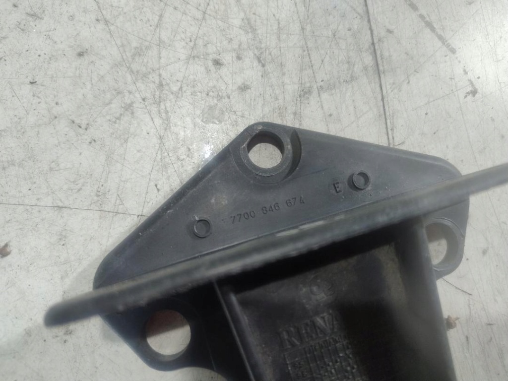 фото №3, Напрямна бампера правий перед renault safrane 7700846674