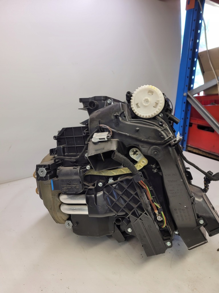 фото №8, Обігрівач комплектна audi a3 8p lift 8p1820003ah