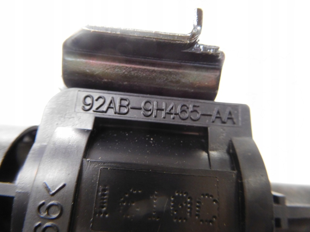 фото №7, Клапан вакуумa с кондиционер ford transit 2006- оригинальный номер 6580879