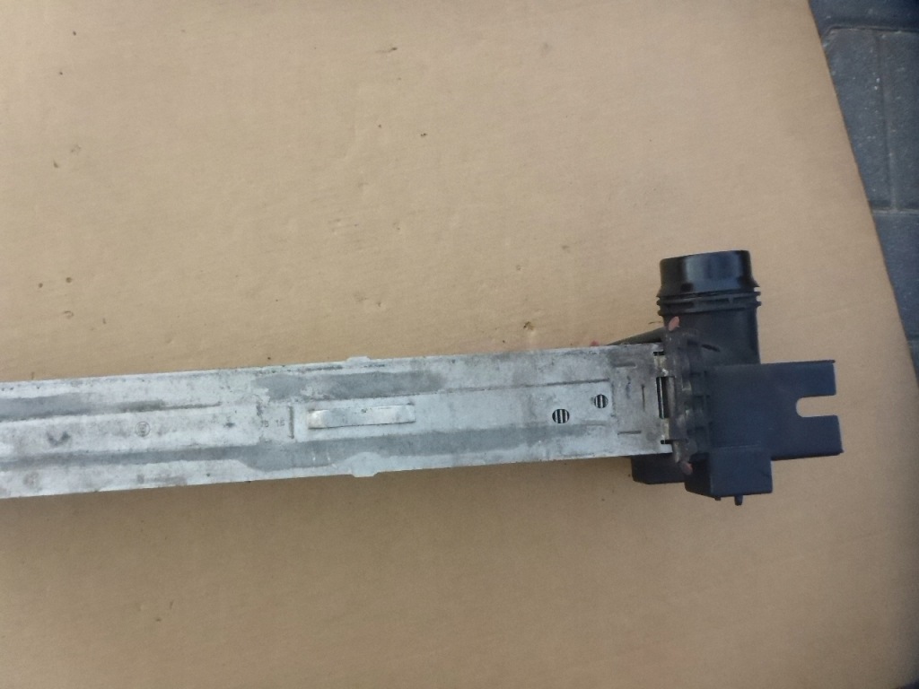 Vivaro b trafic 3 14- радіатор повітря інтеркулер 93868349 оригінал Доставка