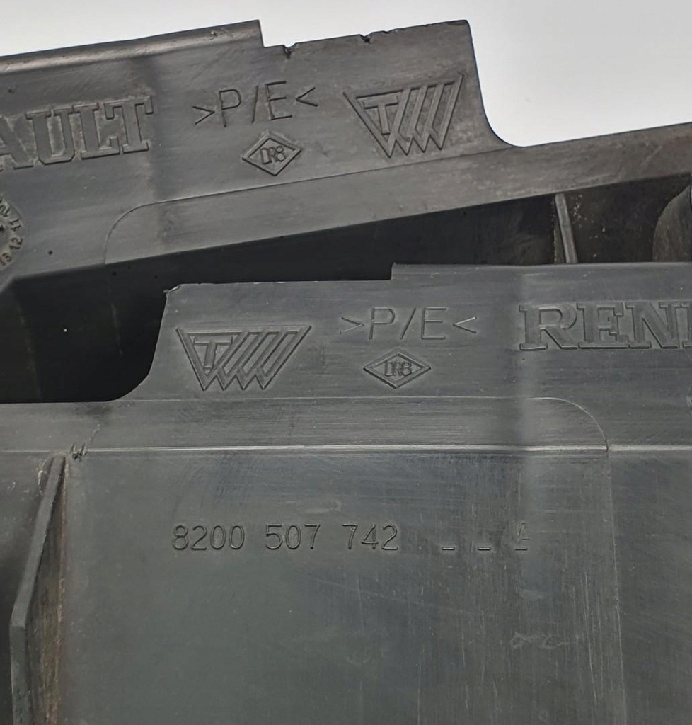 фото №8, Кронштейн бампера renault espace iv 8200507910 8200507742 8200507743