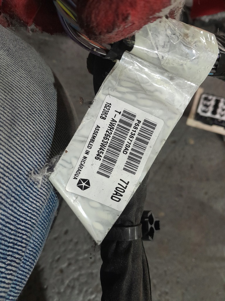 фото №9, Jeep grand cherokee iv wk2 15r 3.6 usa жгут электропроводка двигателя 68136770ad