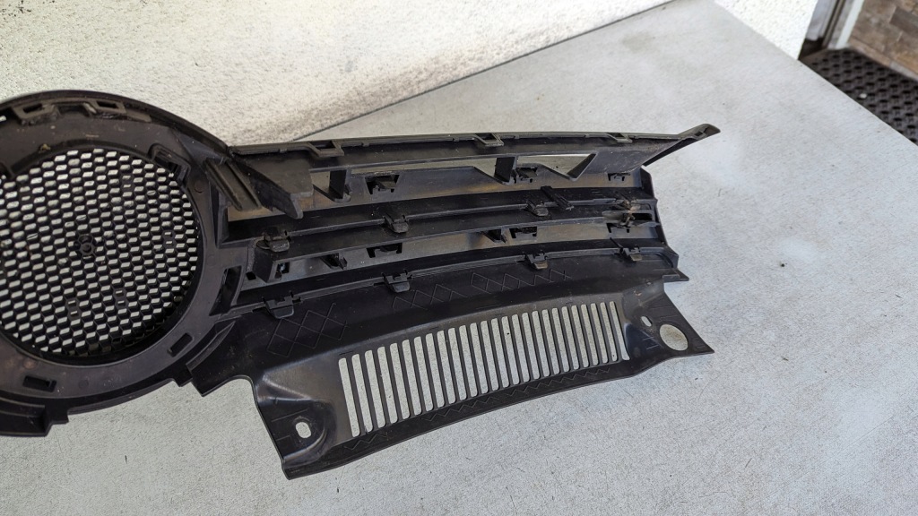 фото №4, Решётка радиатора решётка радиатора vw golf vi hb