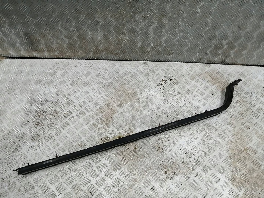 фото №1, Направляющая дверь раздвижных правая expert scudo jumpy ii