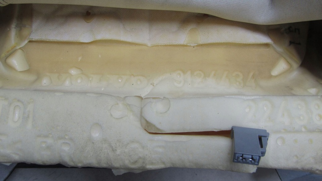 фото №9, Volvo xc60 r-design обшивка сидіння ліва перед 08-13