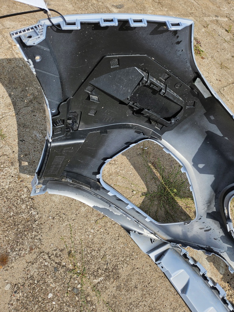 фото №13, Бампер перед направляющие maserati grecale m182 670157345 670157319