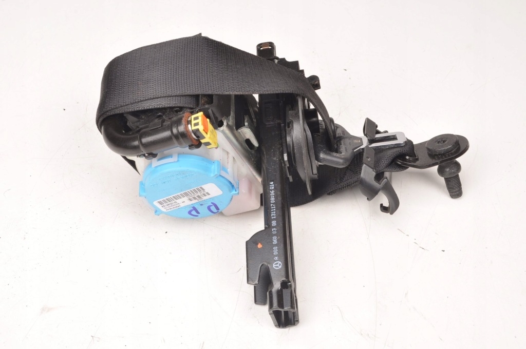 фото №1, Mercedes w176 lift pas безопасности правый перед 307494599228